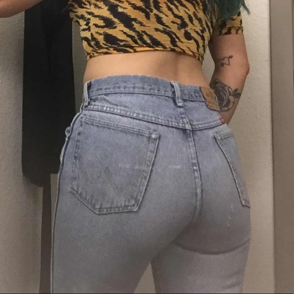 High Rise VTG Mom Jeans light distressed - Picture 7 of 8